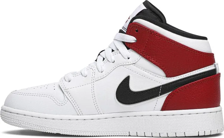 Air Jordan 1 Mid GS Chicago sneakers, white