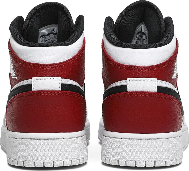 Air Jordan 1 Mid GS Chicago sneakers, white