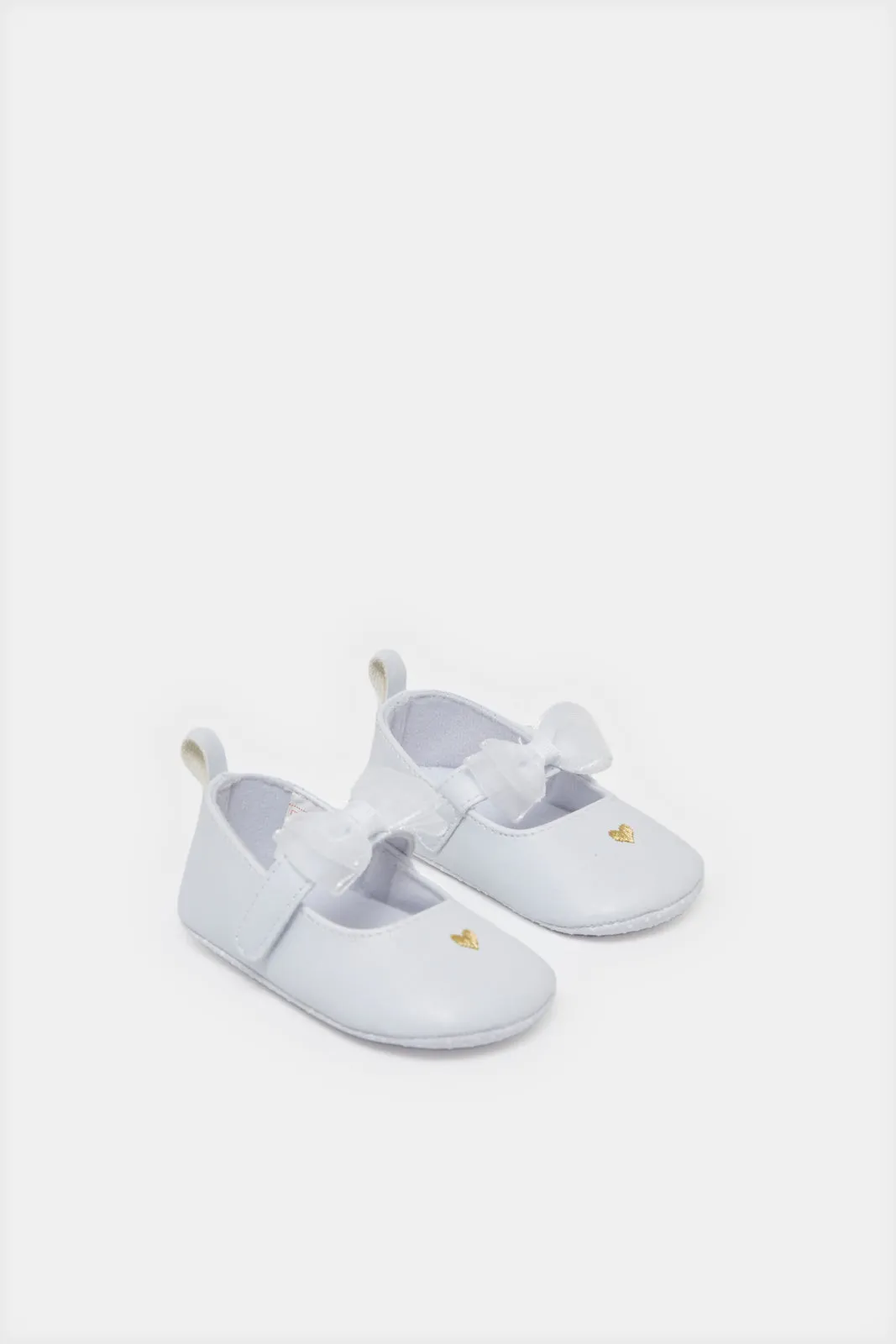 Baby White Bow Embellished Pram Shoes