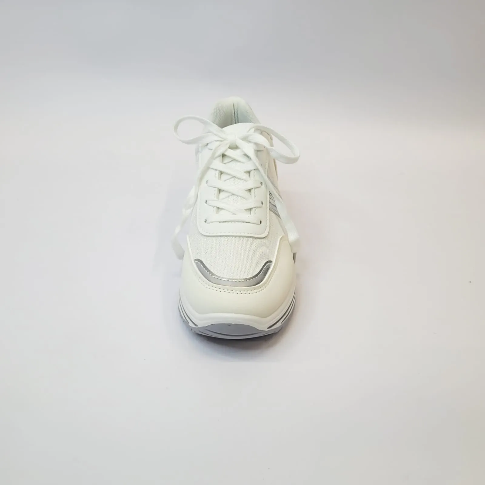 Butterfly Apexx 1 white lace sneaker