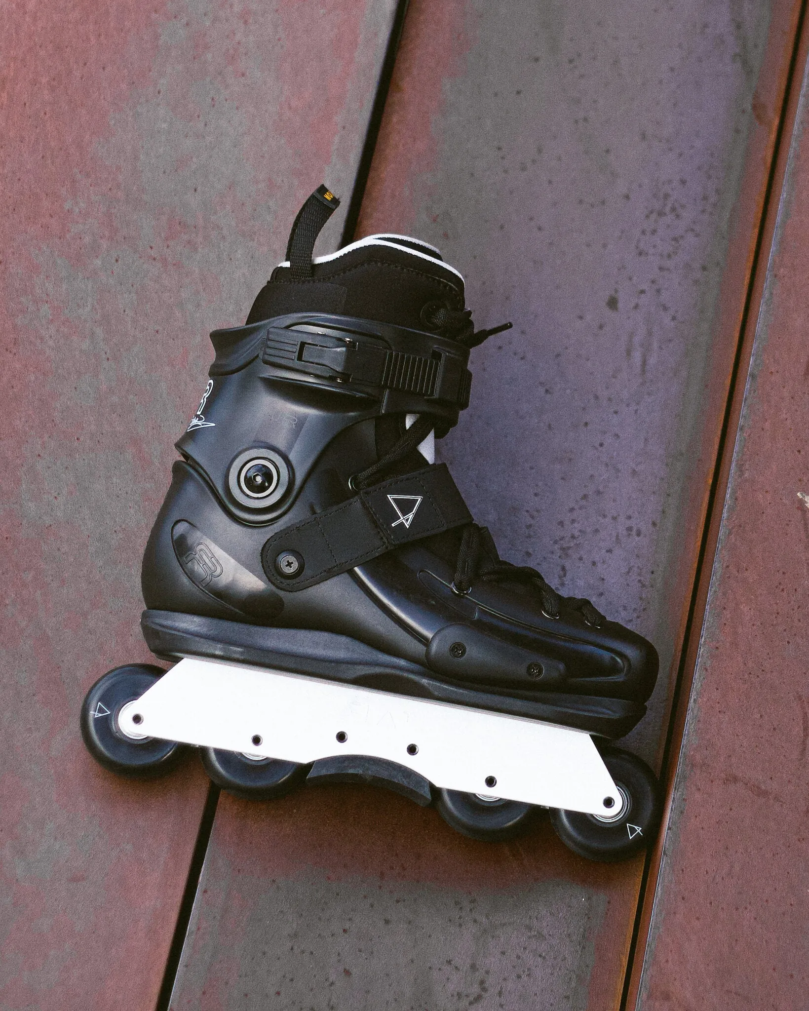 FR UFR AP Intuition Liner (2020-2021) - Complete Skates - Sale