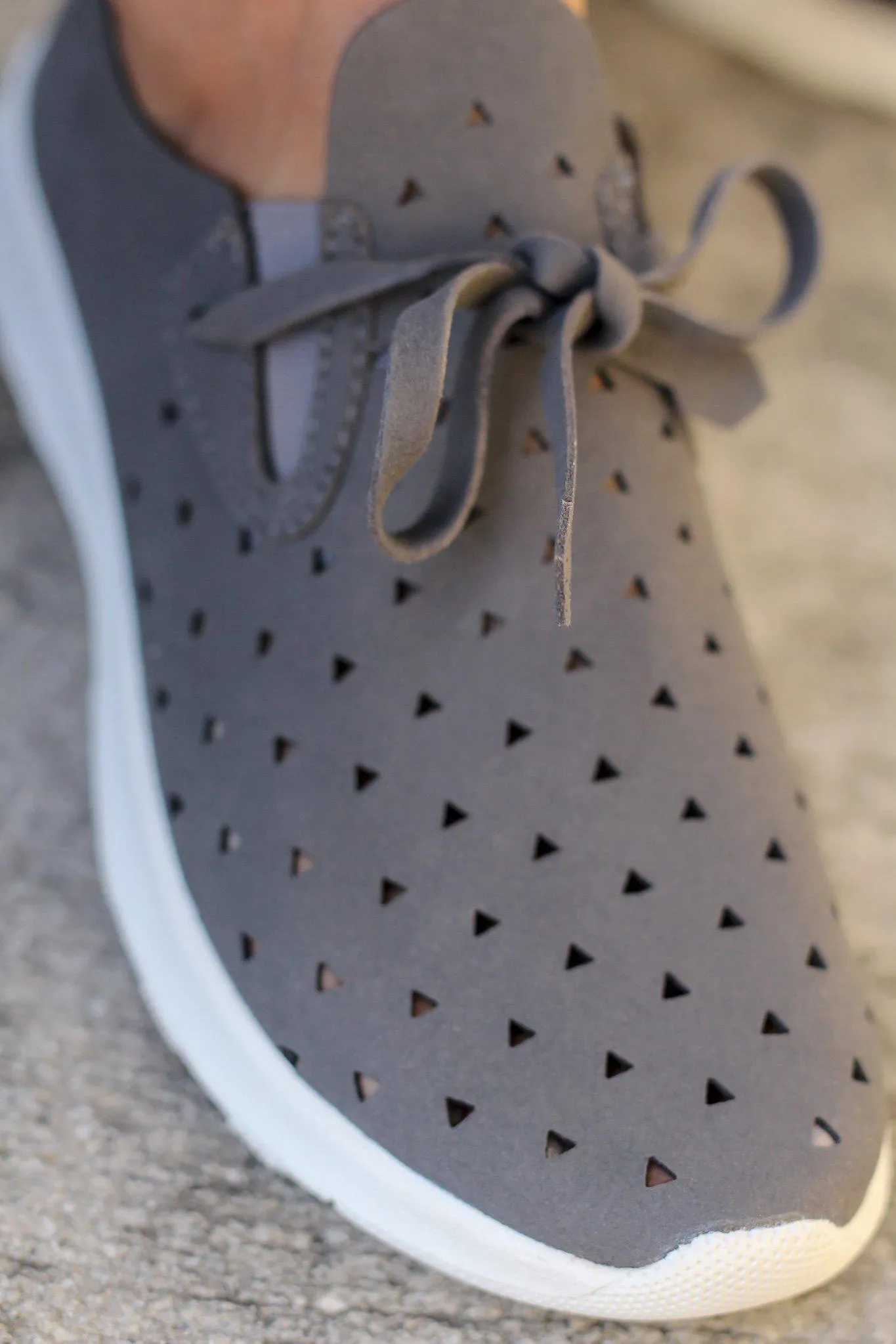 Marlum Gray Sneakers