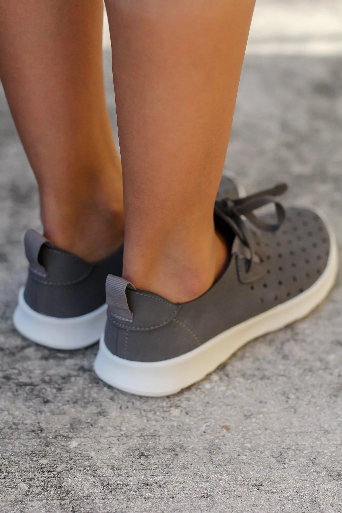 Marlum Gray Sneakers