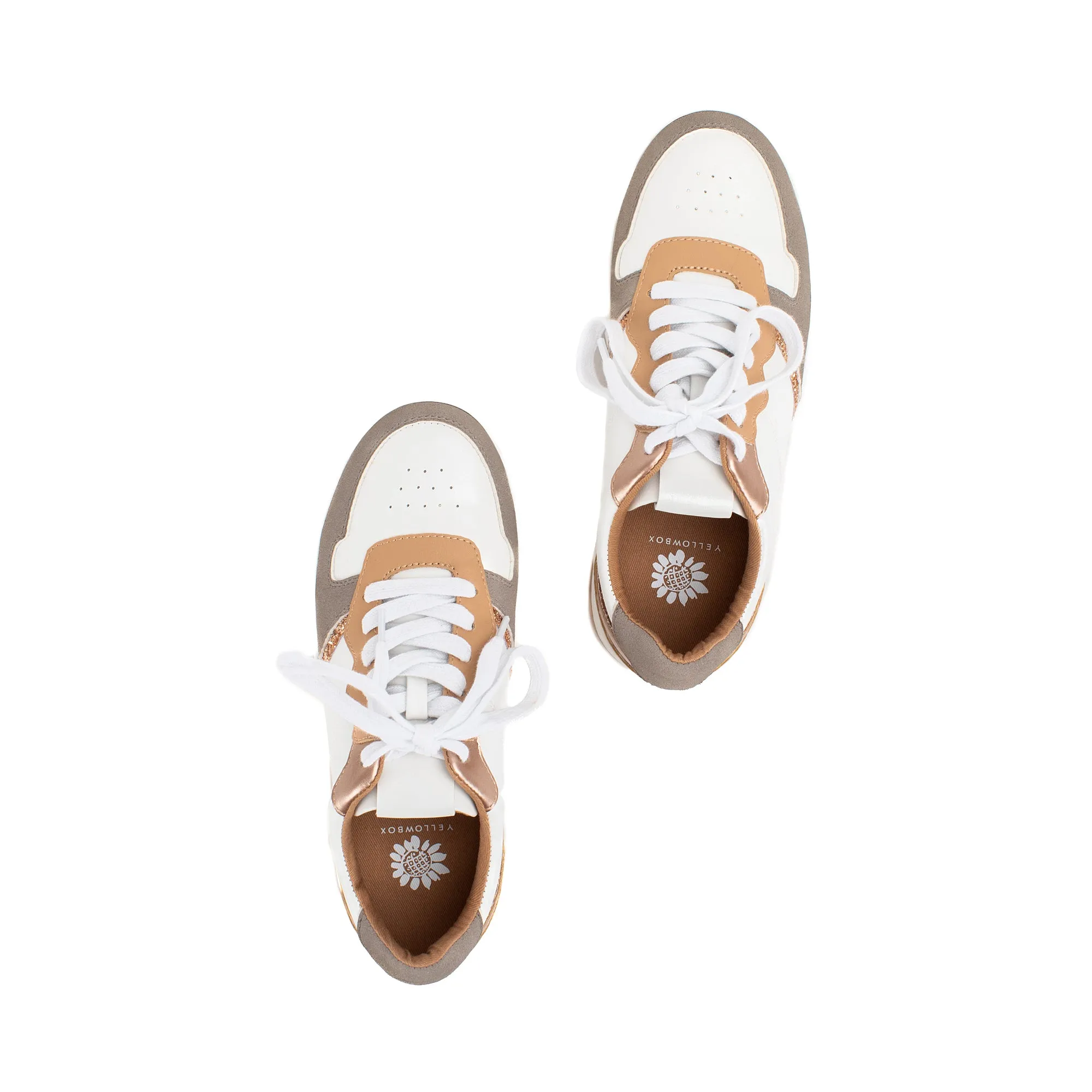 Niko Low-top Court Sneaker