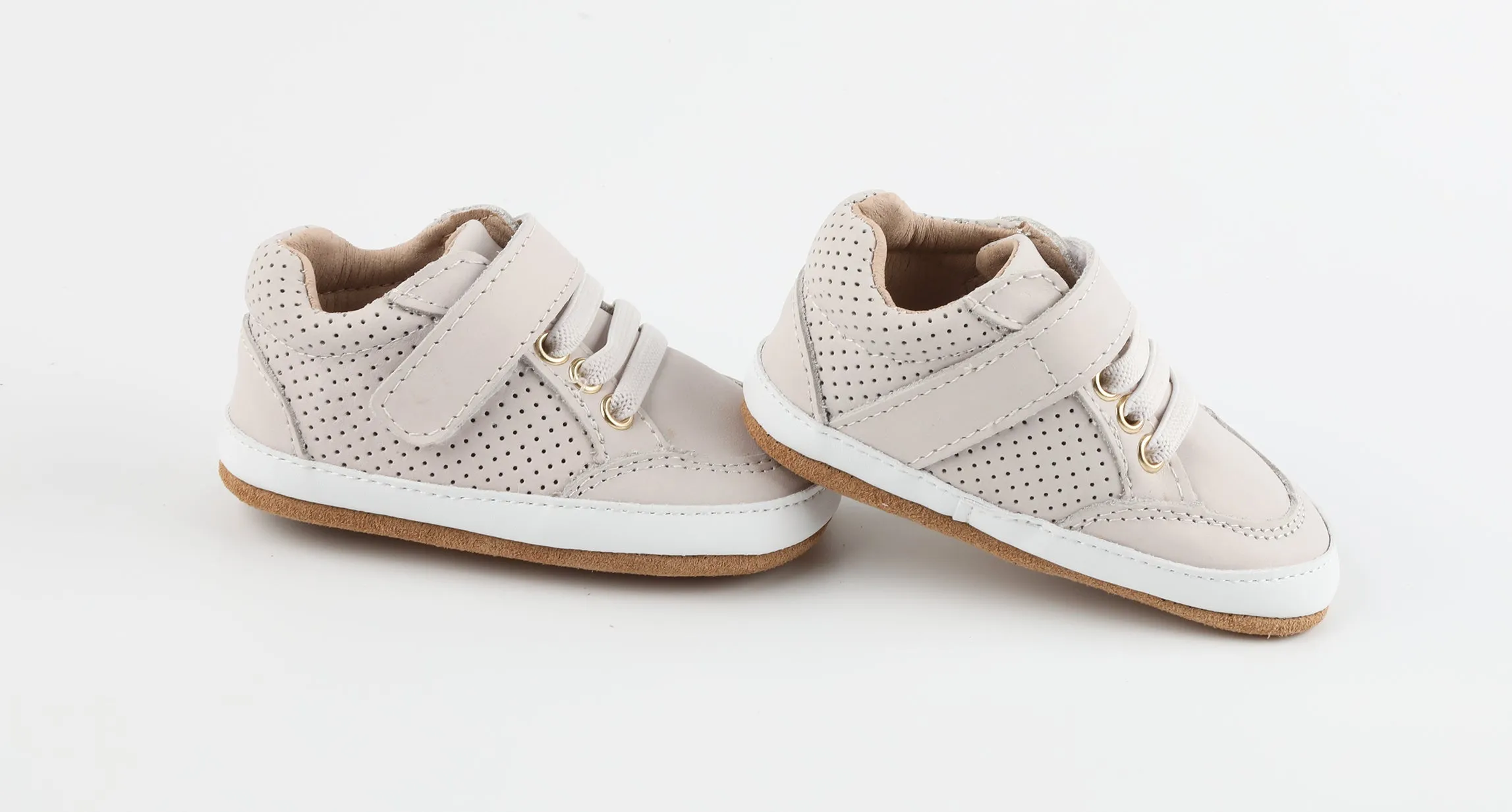 Play Perfect Bone Low Top {Premium Leather}