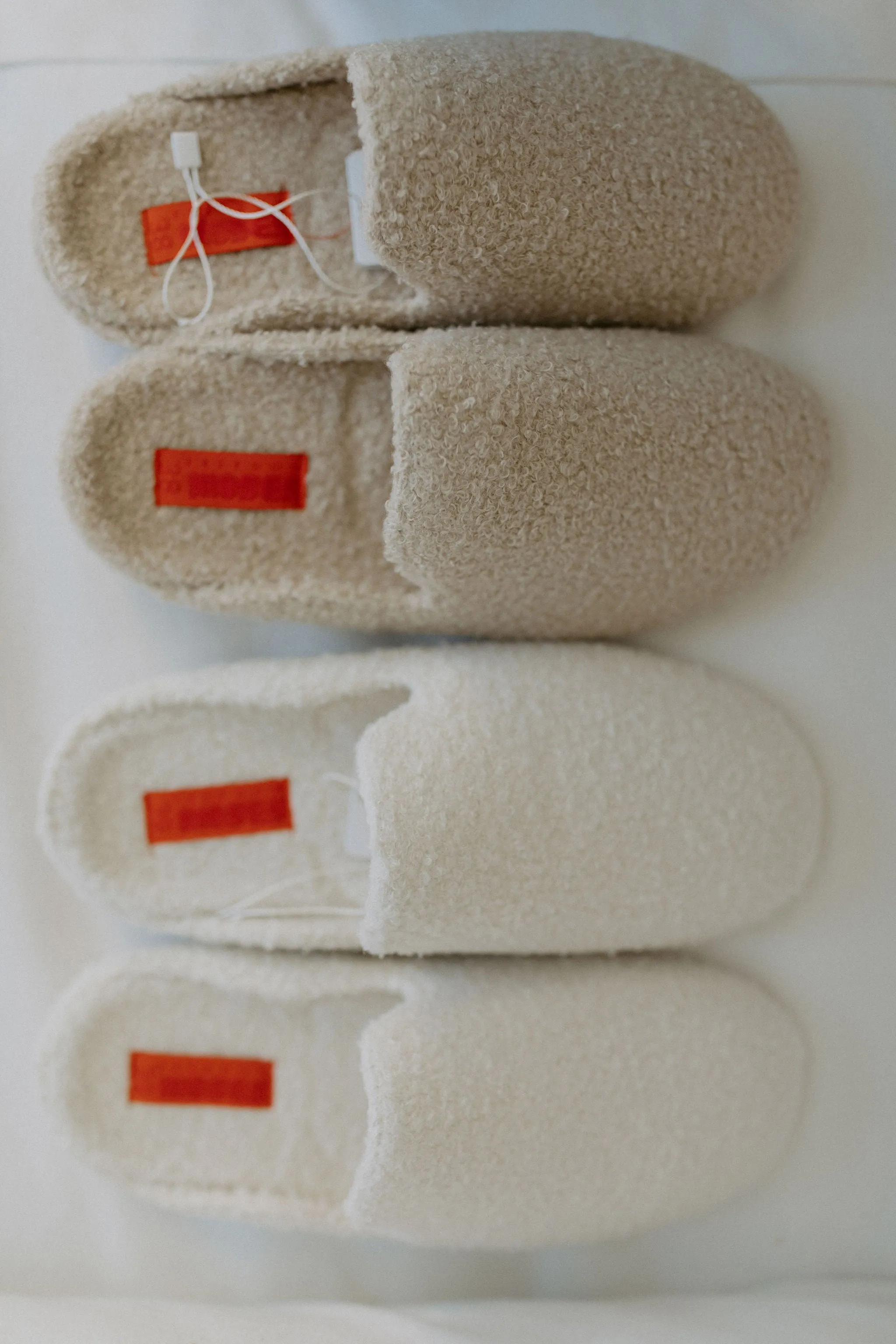 The Kush Indoor/Outdoor Sherpa Slides - Milk