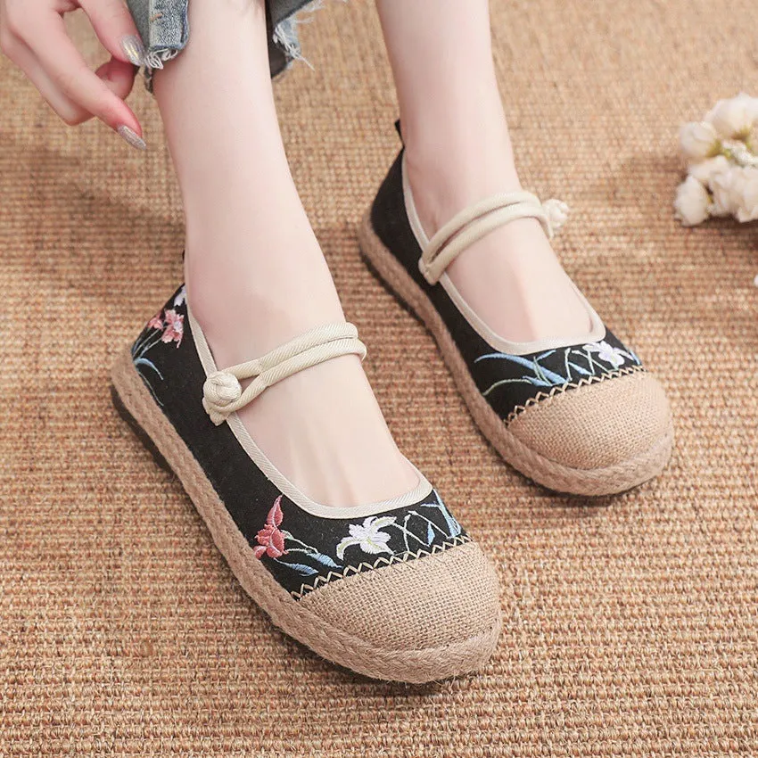 Women's Big Head Embroidered Old Beijing Cloth Single Canvas Shoes