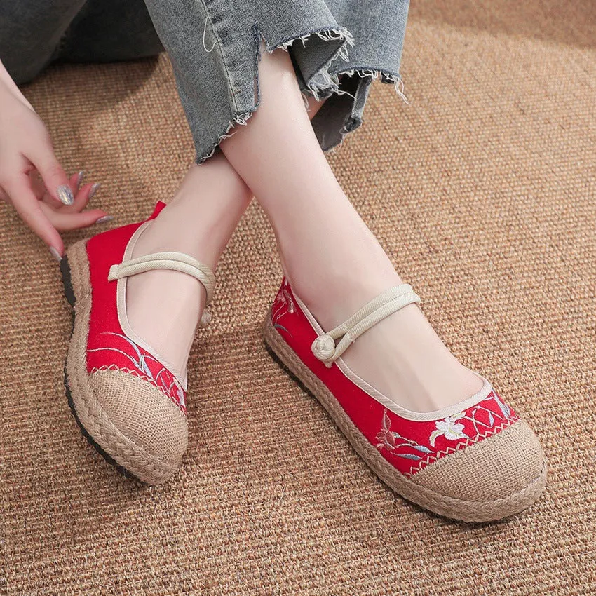 Women's Big Head Embroidered Old Beijing Cloth Single Canvas Shoes