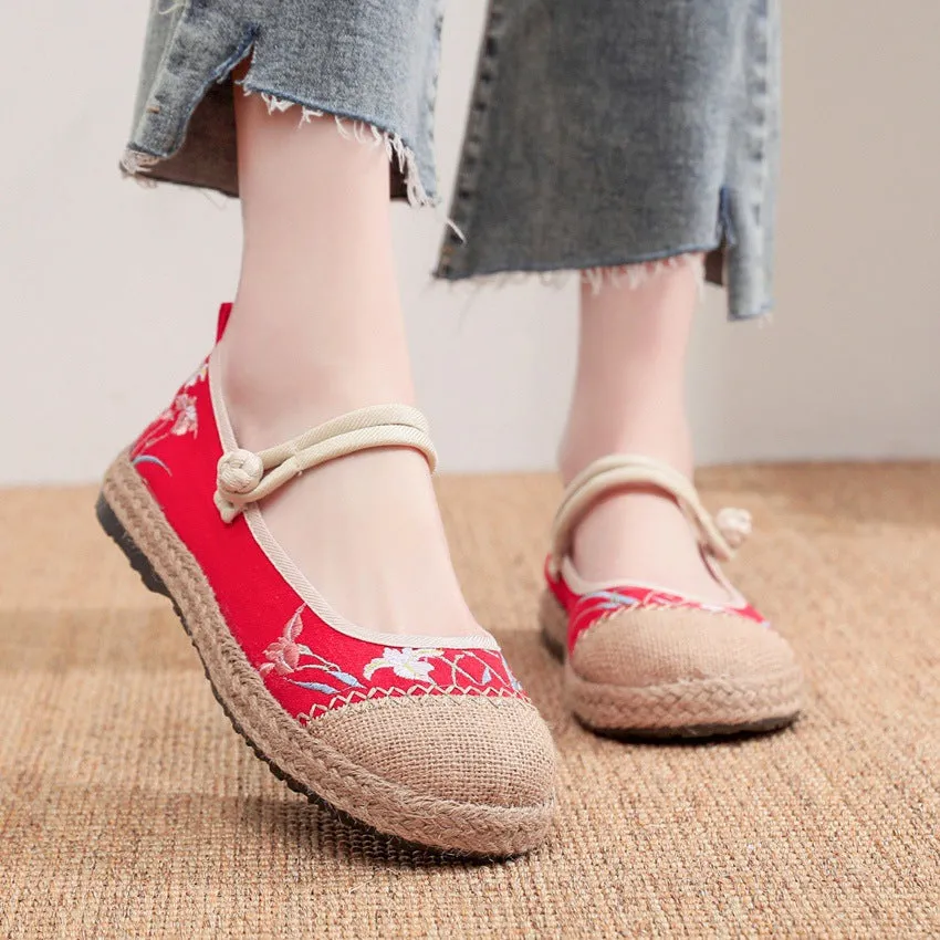 Women's Big Head Embroidered Old Beijing Cloth Single Canvas Shoes